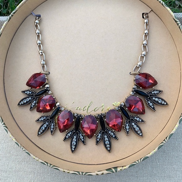 Chloe + Isabel Jewelry - FINAL PRICE ♥️ C+I Fair Isle Statement Necklace